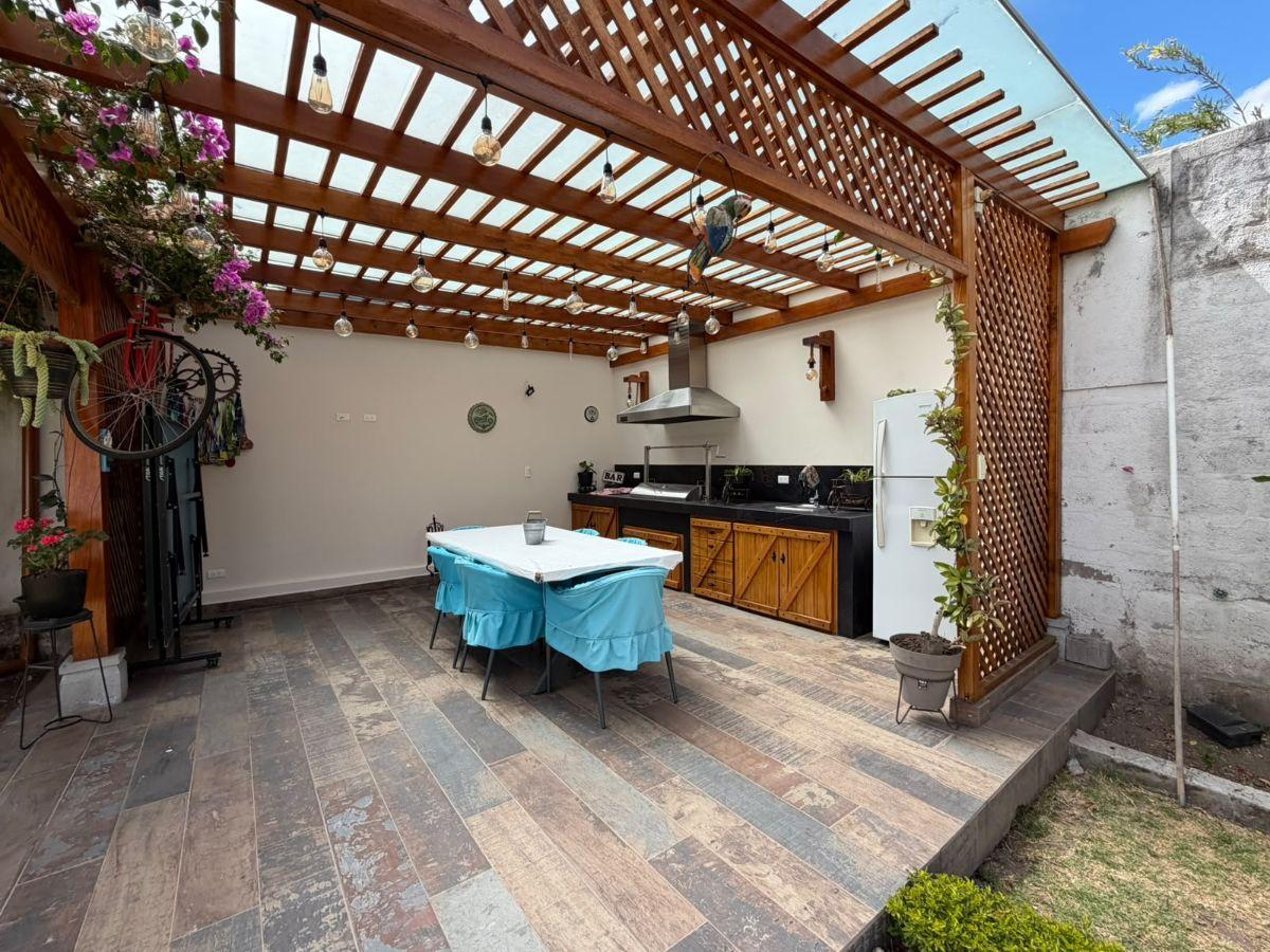 Casa en Venta – La Armenia, Puente 8 — imagen 6