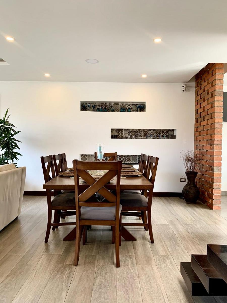 Casa en Venta - Challuabamba, Azuay — imagen 8