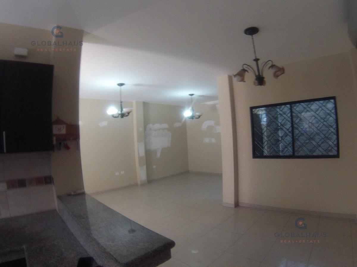 Venta de Casa en Urb. Marbella II, 3 Habitaciones. A. F. Provincia de Santa Elena — imagen 5