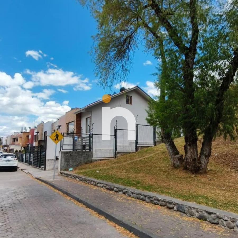 Casa de 4 Dorm. en Venta en Urbanización Rio Sol – Cuenca, Azuay — imagen 6