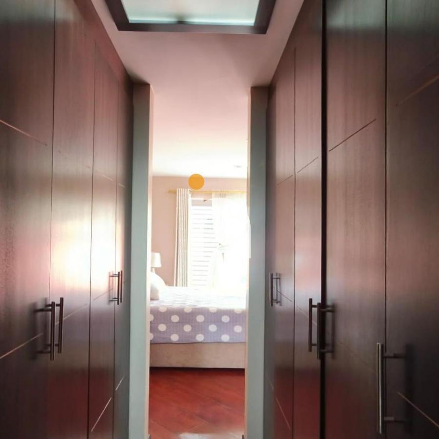 Casa de 4 Dorm. en Venta en Urbanización Rio Sol – Cuenca, Azuay — imagen 4