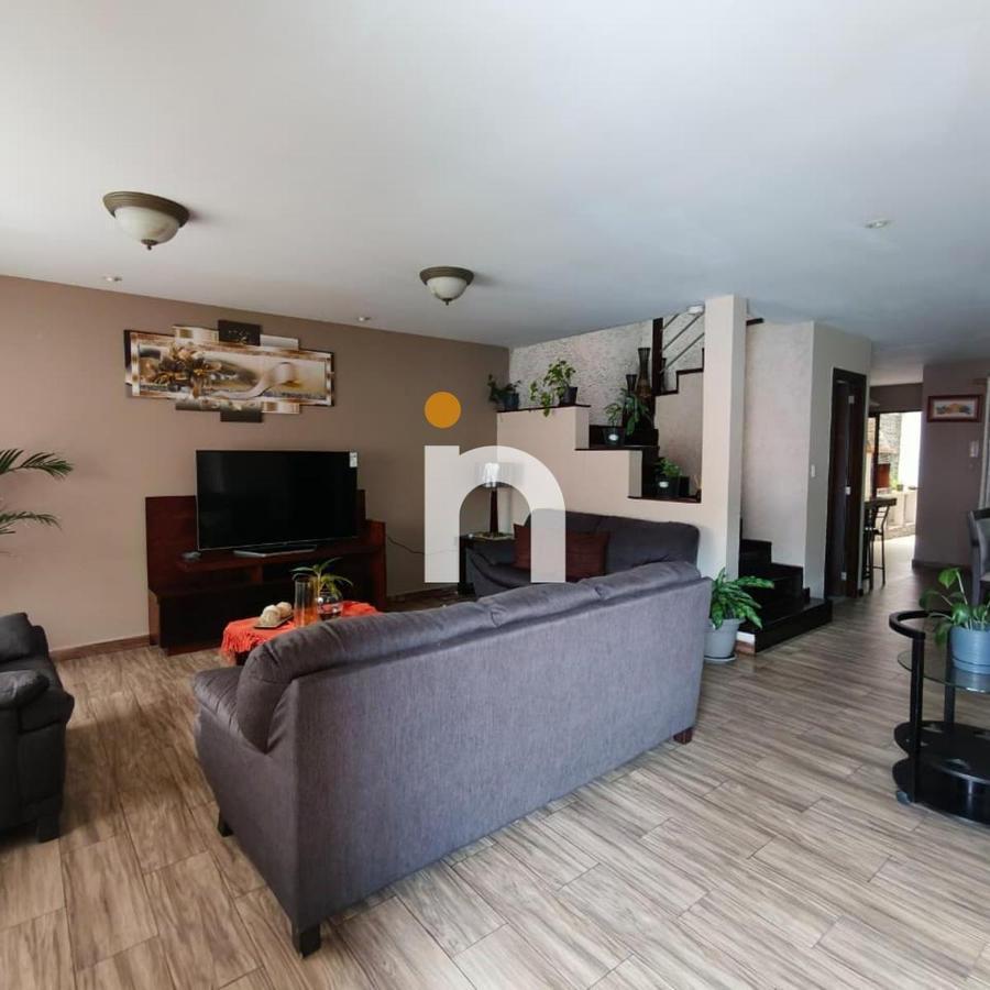 Casa de 4 Dorm. en Venta en Urbanización Rio Sol – Cuenca, Azuay — imagen 3