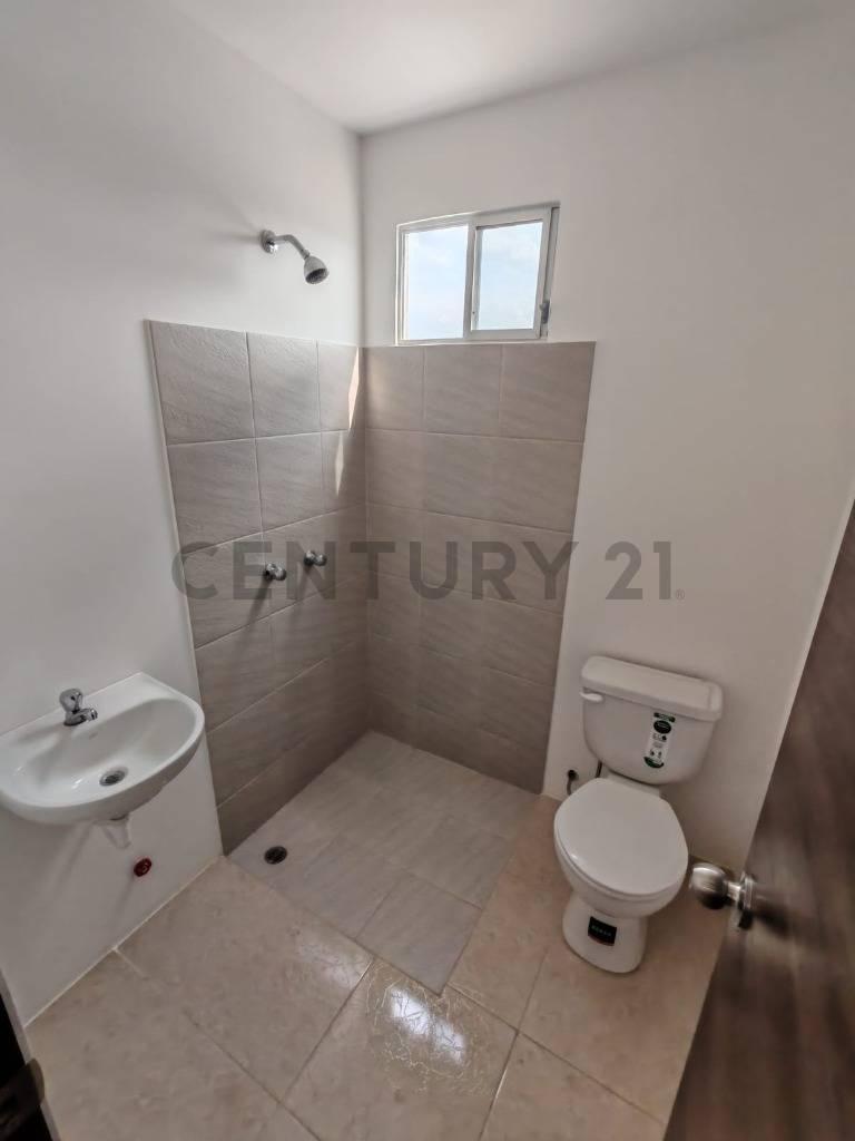 Casa en Venta en Urb. Villa Geranio, Karig, Guayas — imagen 4