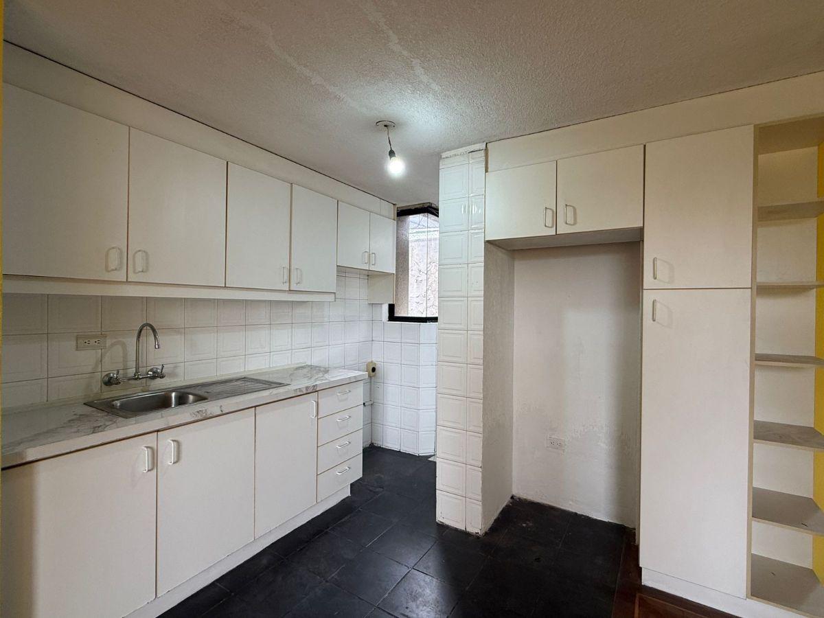 Departamento de Oportunidad en Venta Sector La Kennedy — imagen 7