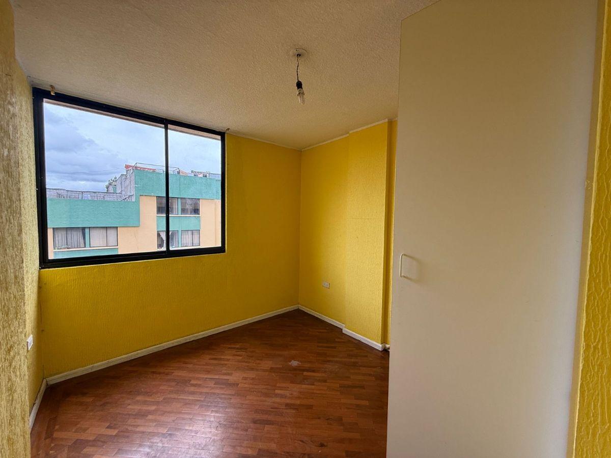 Departamento de Oportunidad en Venta Sector La Kennedy — imagen 3