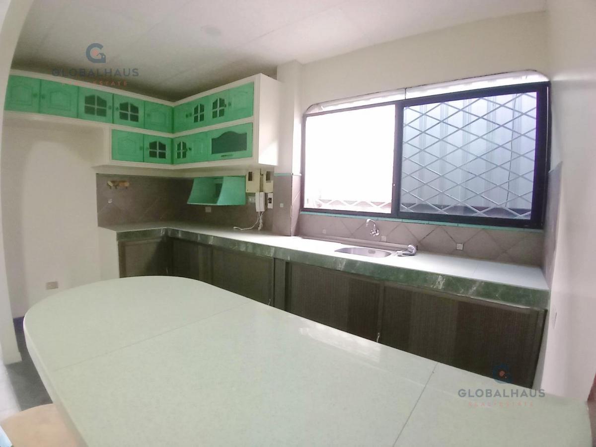 Venta Casa Rentera Multifamiliar en Av Narcisa de Jesús, 3 Departamentos, m. Z. Guayas — imagen 9