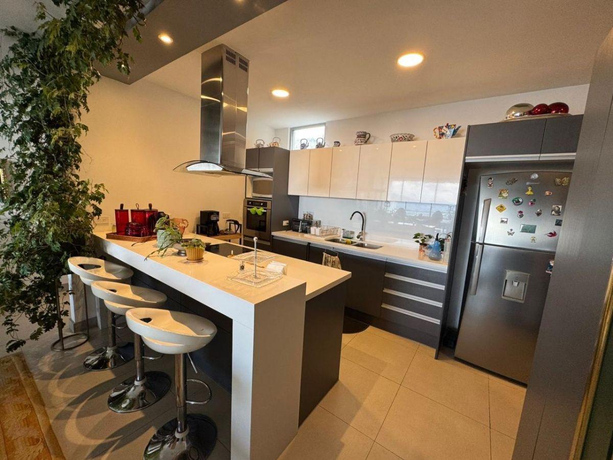 Departamento en Venta, en San Juan Alto con Vista a La Ciudad — imagen 8