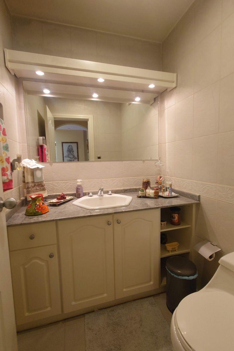 En Quito Tenis Está Su Mejor Inversión. Amplio y Seguro Departamento, El Inmueble Ideal en Quito. Provincia de Pichincha — imagen 6