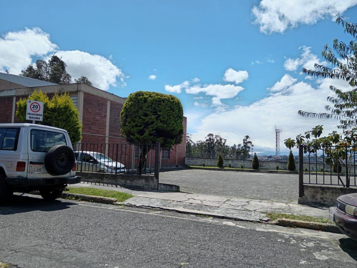 En Venta Linda Casa 180 m² Ubicada en Conjunto Habitacional (Av Occidental) — imagen 10