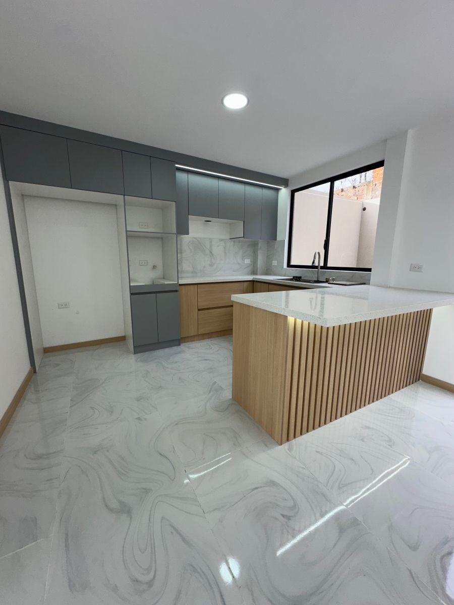 Exclusiva Casa en Venta –racar Cuenca, Azuay — imagen 8