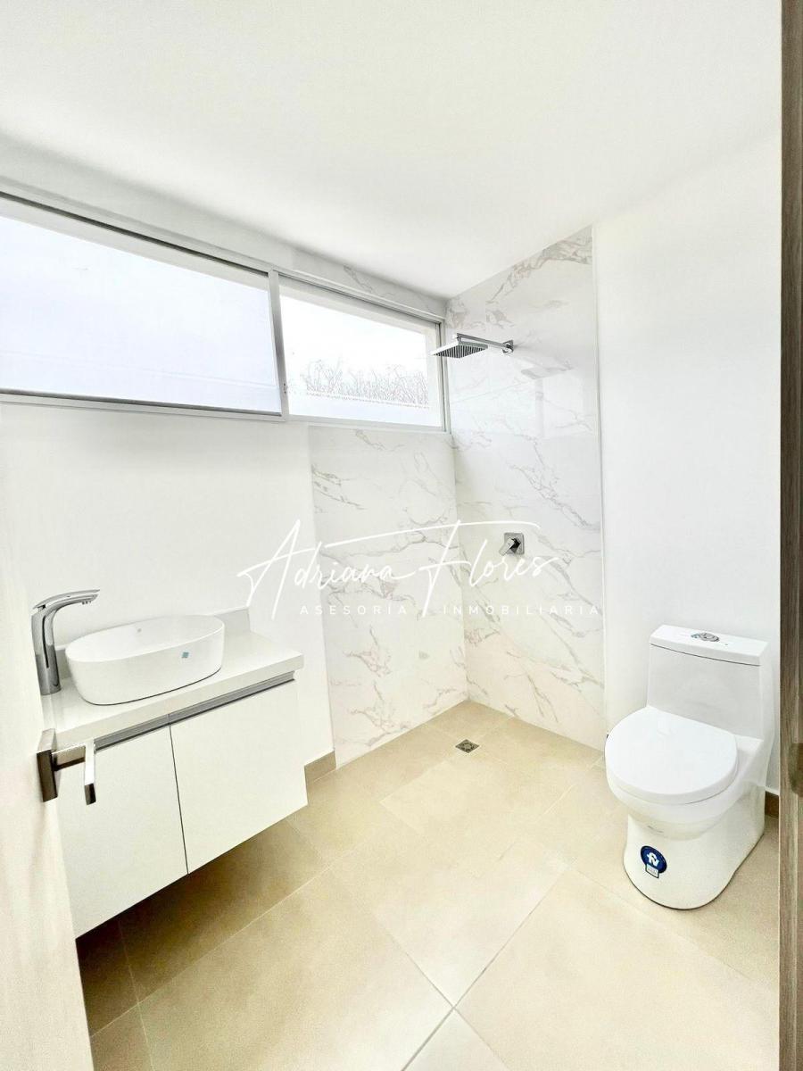 Venta Departamento Hilton Colon World Trade Center Ascensor Kenendy Norte por Millenium, Guayas — imagen 8