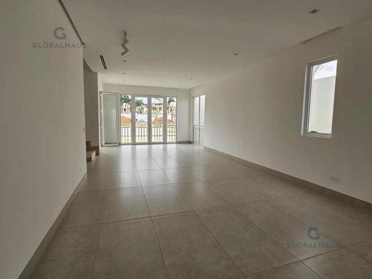 Venta de Casa en Samborondón Aires Norte 4 Habitaciones V. J. Guayas — imagen 10