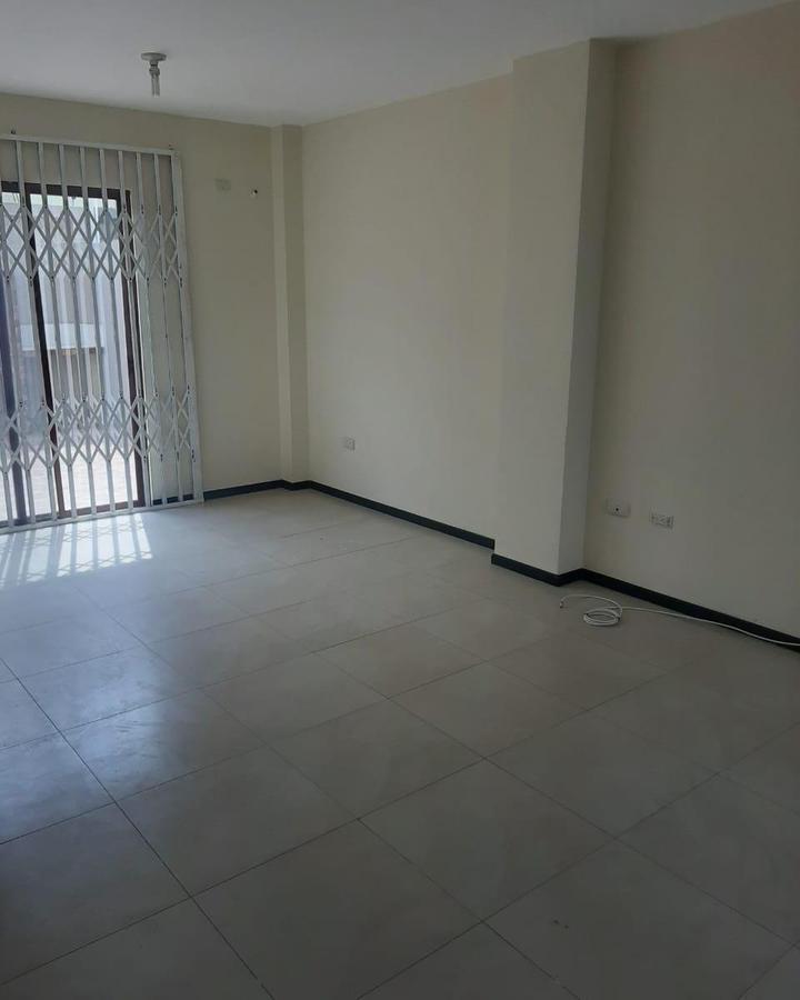 La Rioja, Casa en Venta Etapa Carina. Guayas — imagen 7