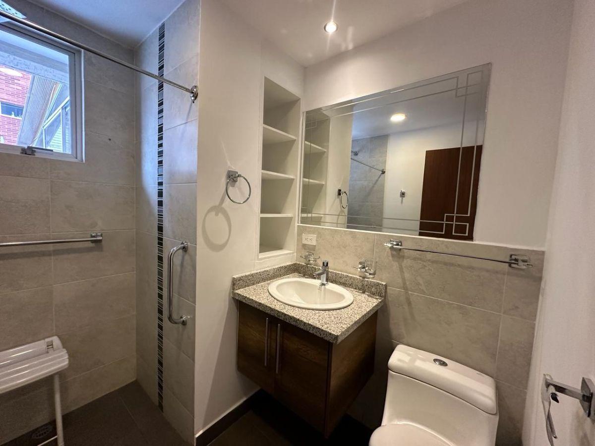 Vendo Departamento Tres Dorm. con Patio - Sector Pinar — imagen 8