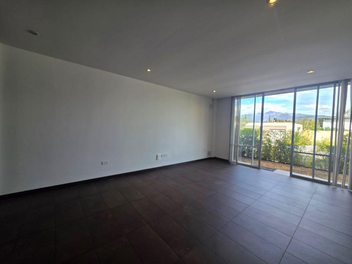 Oportunidad Departamento de Venta Sector Tumbaco — imagen 9