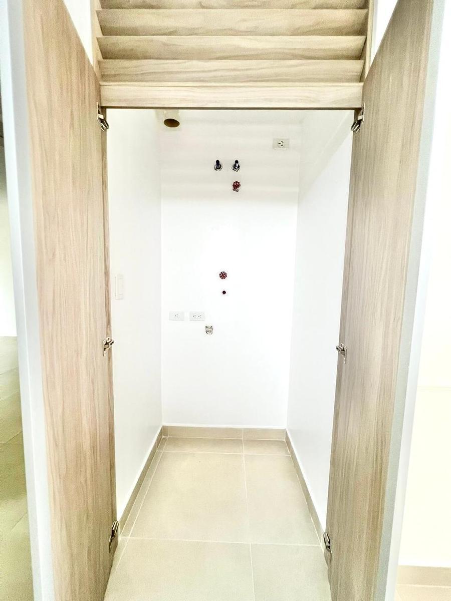 Venta de Departamento Moderno con Ascensor y 1 Parqueo en Kennedy Norte, Guayas — imagen 6