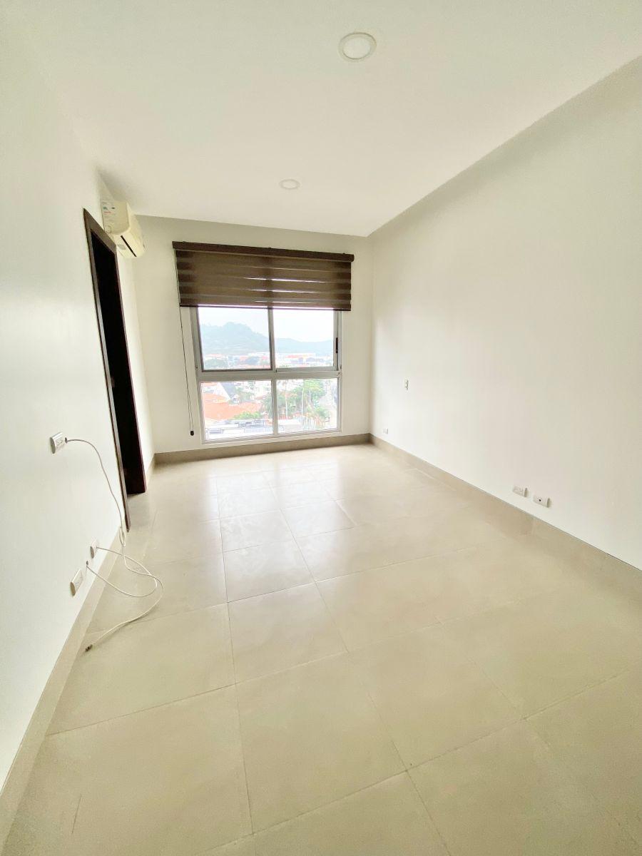 Oportunidad de Inversion Departamento de 277 m² Dividido en Dos Departamentos en Venta en Los Olivos, Guayas — imagen 4