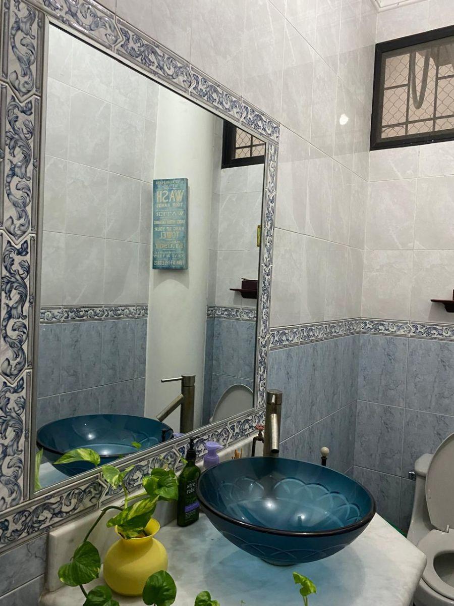 Vendo Casa Grande en Urbanización Puerto Azul, de 4 Habitaciones Cada Una con Su Baño. Guayas — imagen 7