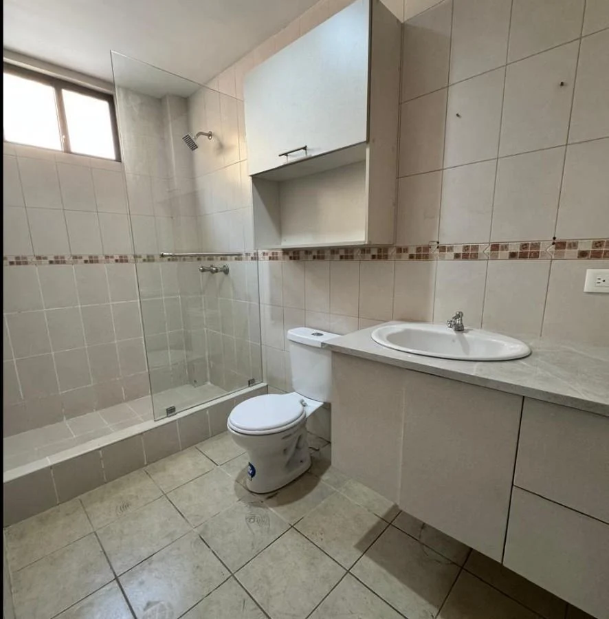 Casa en Venta - 3 Dorm. - Ciudad Celeste, Samborondon, Guayas — imagen 4