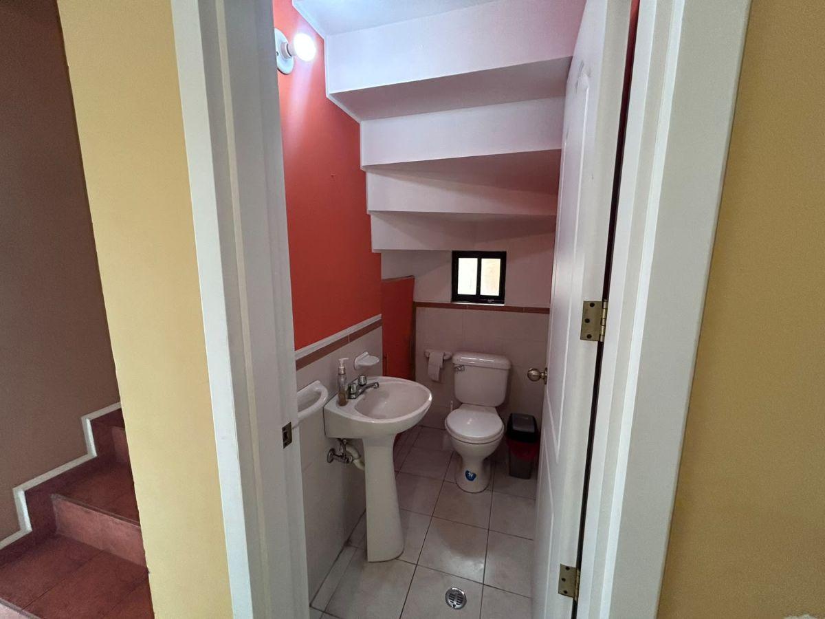 Vendo Casa Sur de Quito Sector Las Cuadras Conjunto Emt — imagen 6