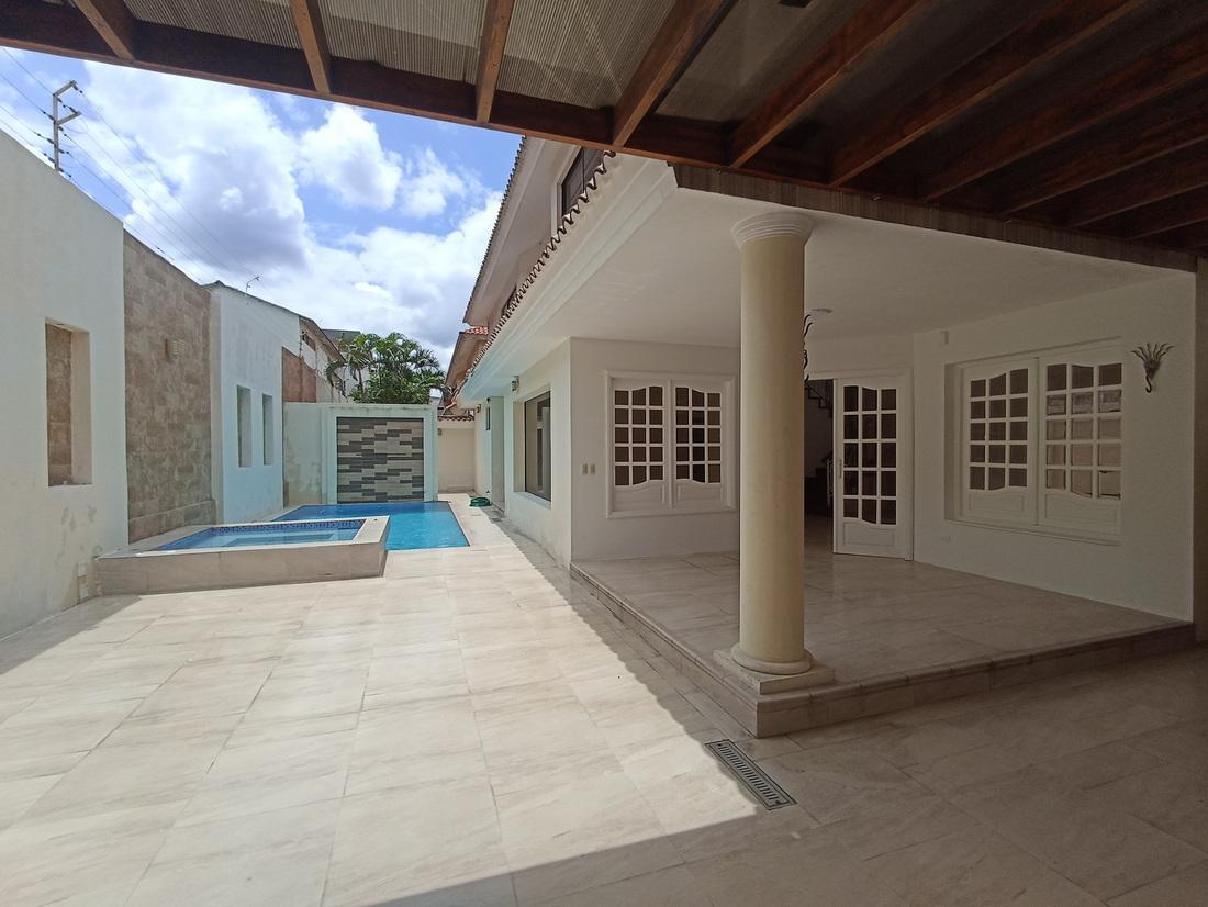 Venta de Casa en Ceibos Santa Cecilia, Guayas — imagen 10