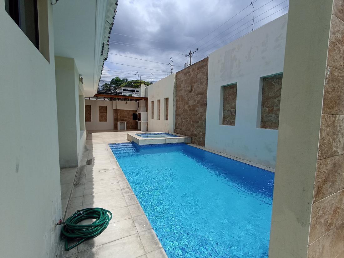 Venta de Casa en Ceibos Santa Cecilia, Guayas — imagen 9