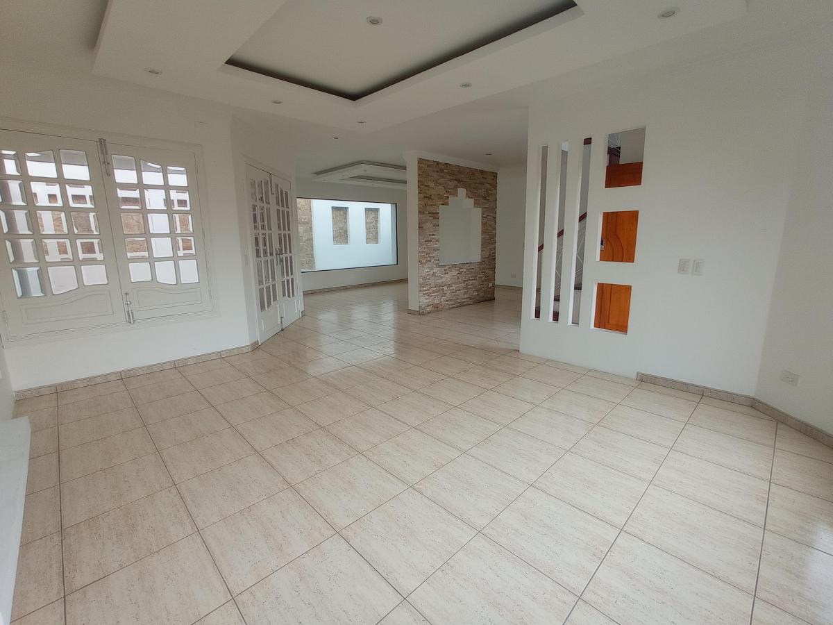 Venta de Casa en Ceibos Santa Cecilia, Guayas — imagen 8