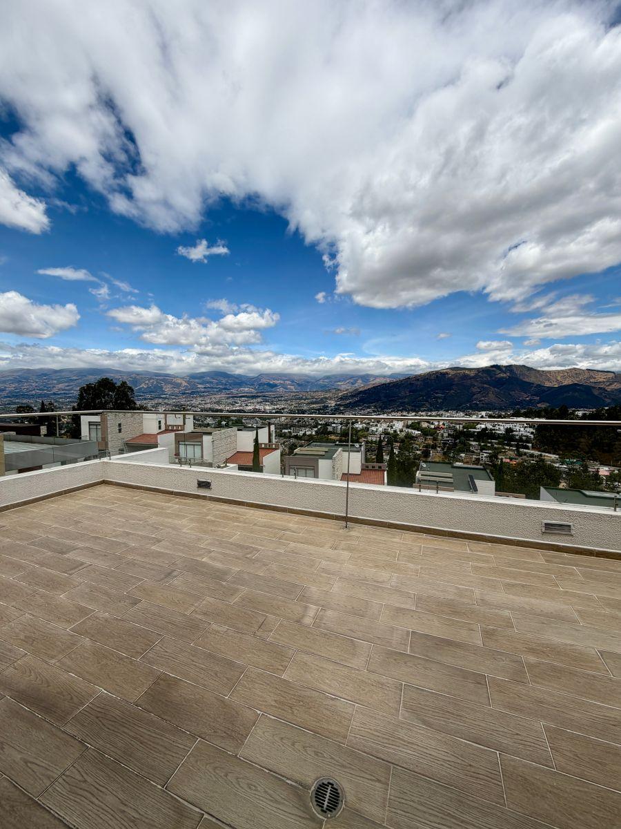 Departamento de 4 Habitaciones - en Venta - Miravalle - 285 m² — imagen 3