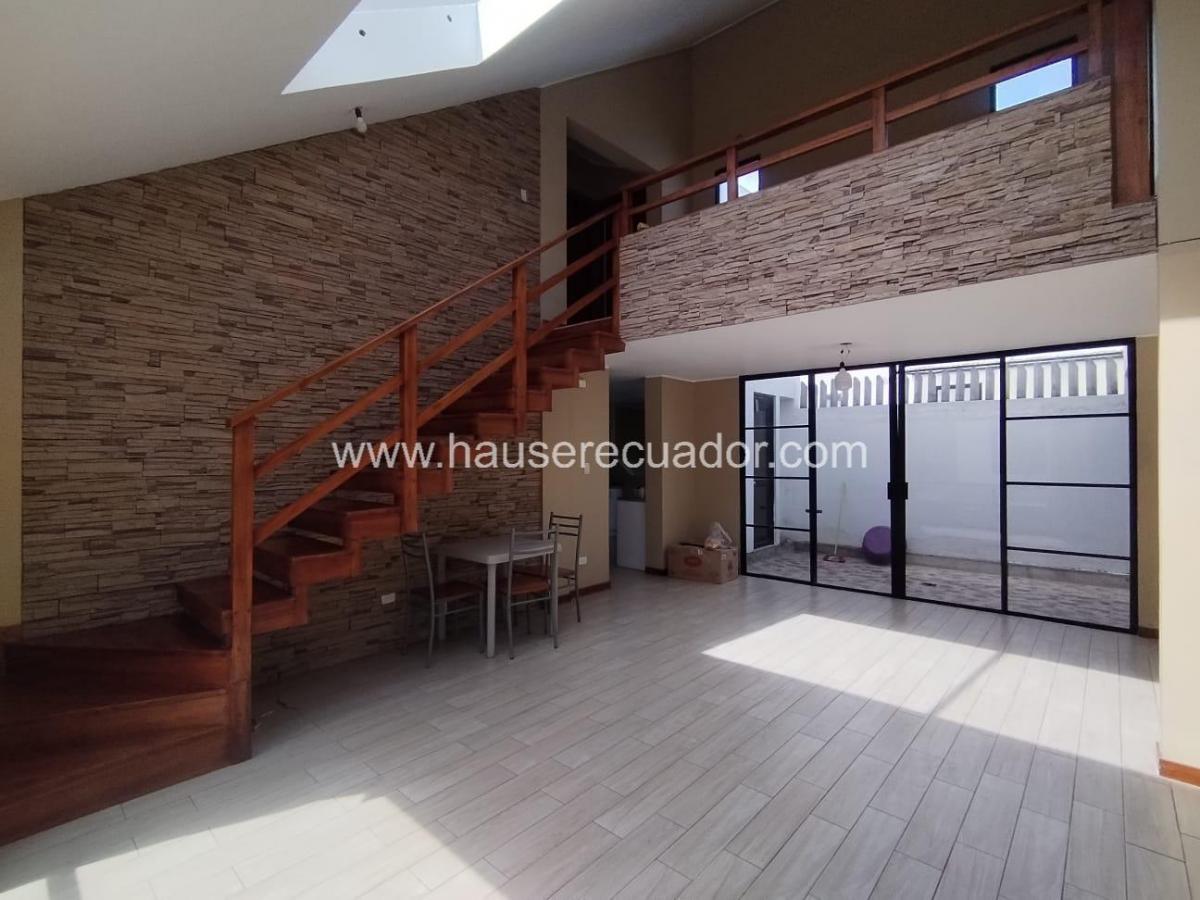 Venta de Casa en Conjunto / Pomasqui | Lista Para Habitar, 3 Habitaciones / Estudio y Seguridad 24/7 — imagen 10