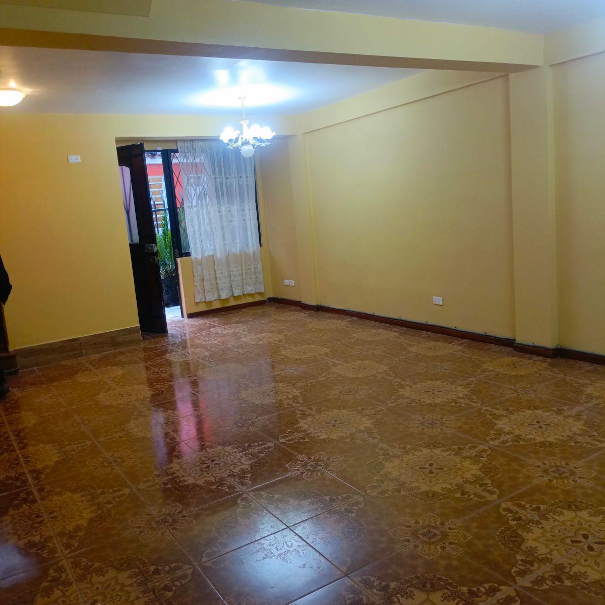 Casa Hermosa de Venta en Marianitas de 2 Pisos — imagen 4