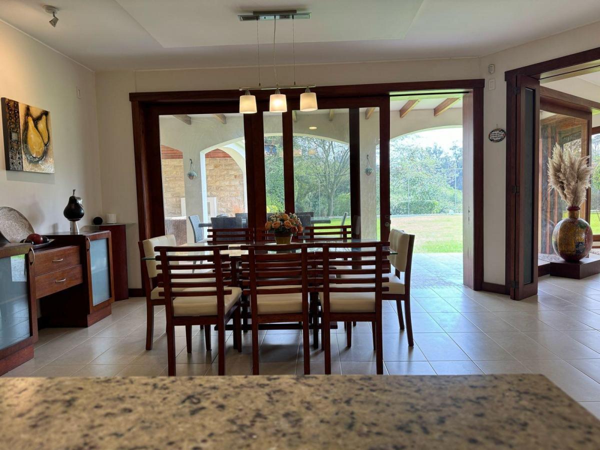 Venta Casa Lujo Cumbayá - Miravalle 4 Dorm. en Urbanización — imagen 5