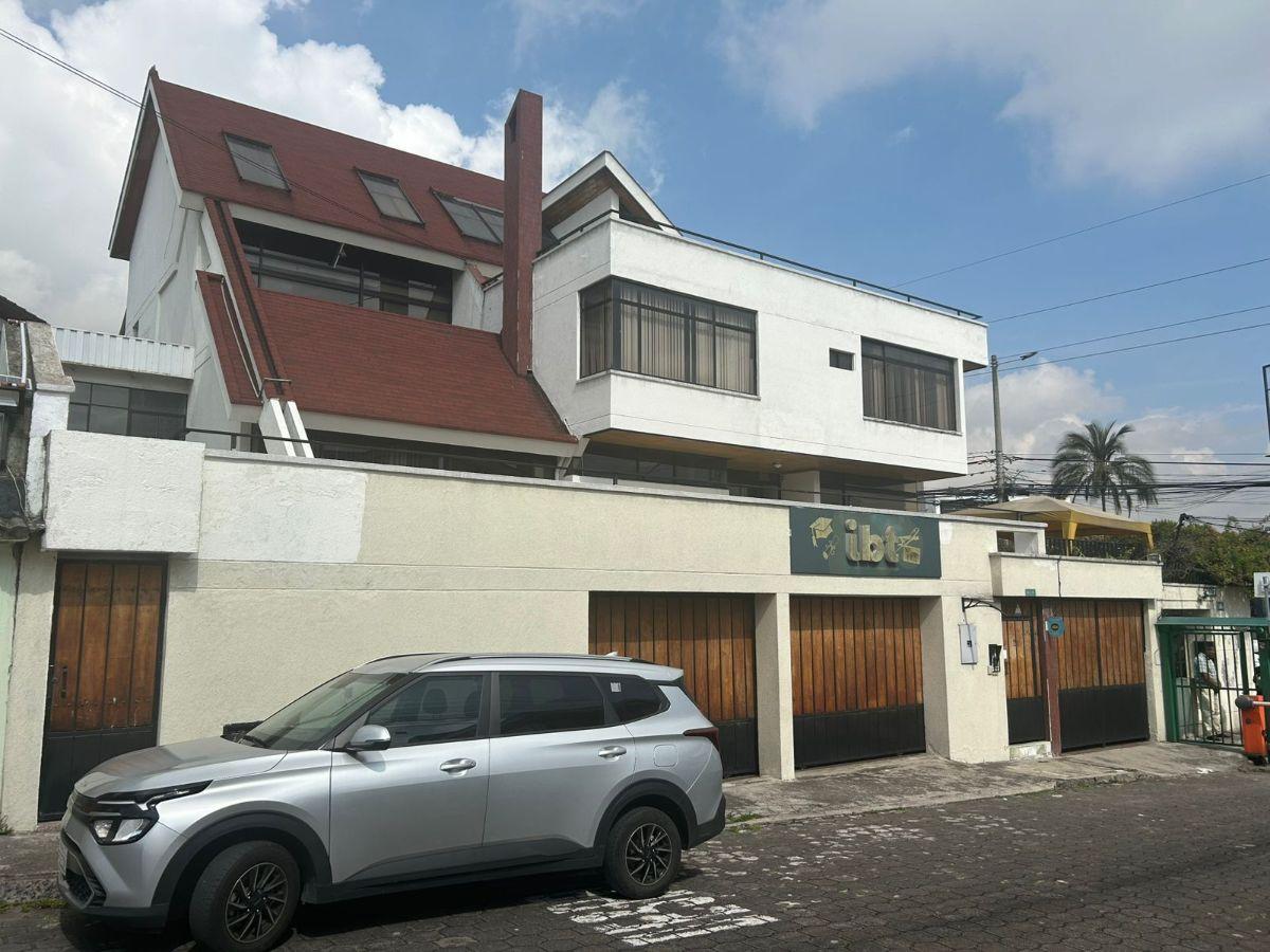 Casa Comercial en Venta - Sector El Bosque — imagen 10