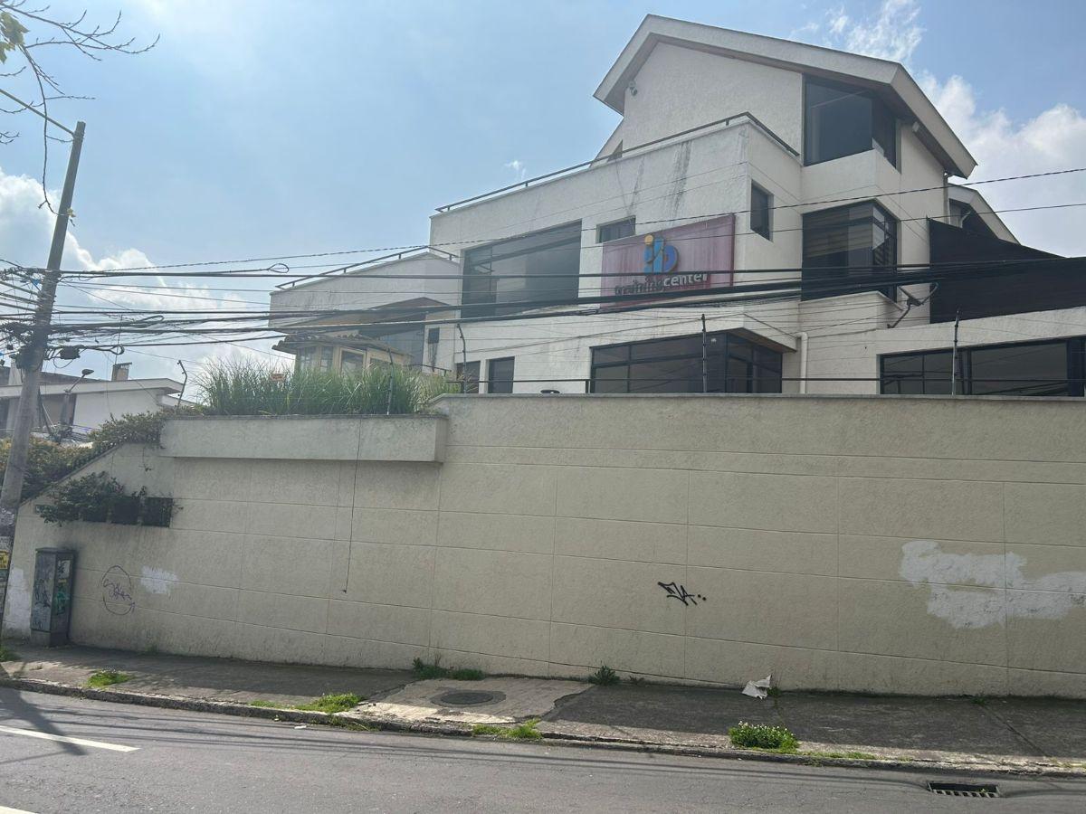 Casa Comercial en Venta - Sector El Bosque — imagen 8