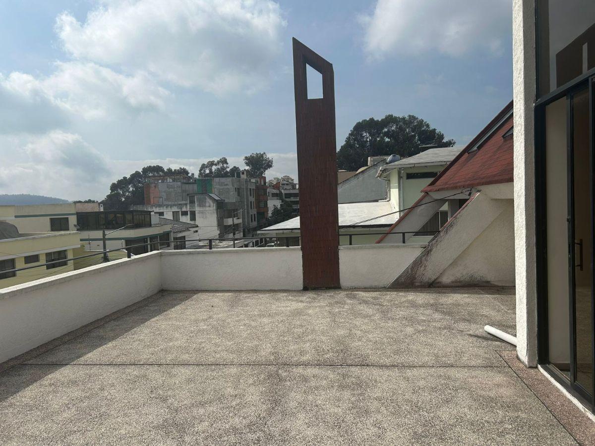 Casa Comercial en Venta - Sector El Bosque — imagen 4
