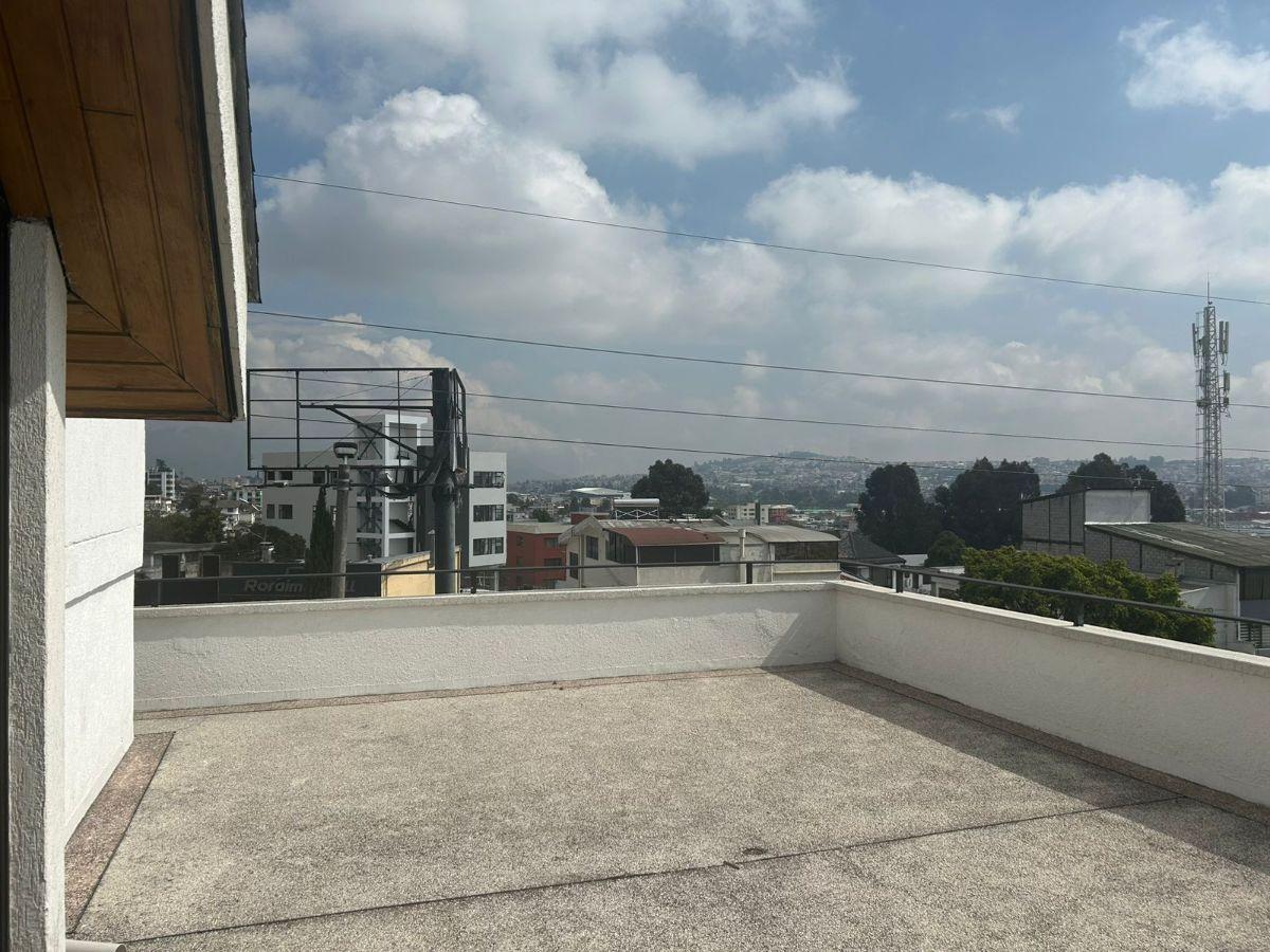Casa Comercial en Venta - Sector El Bosque — imagen 3