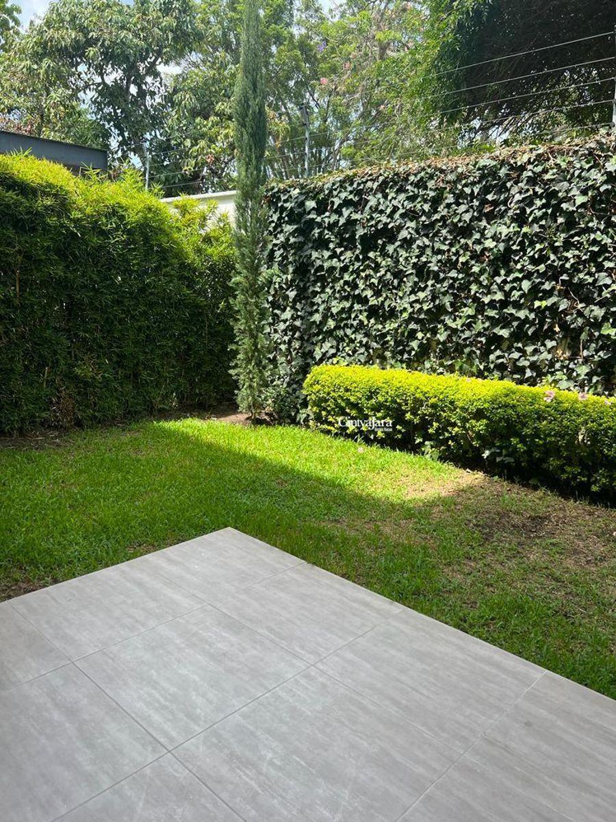 Casa en Venta, en Conjunto, Excelente Ubicación, 3 Dorm., Jardín — imagen 7