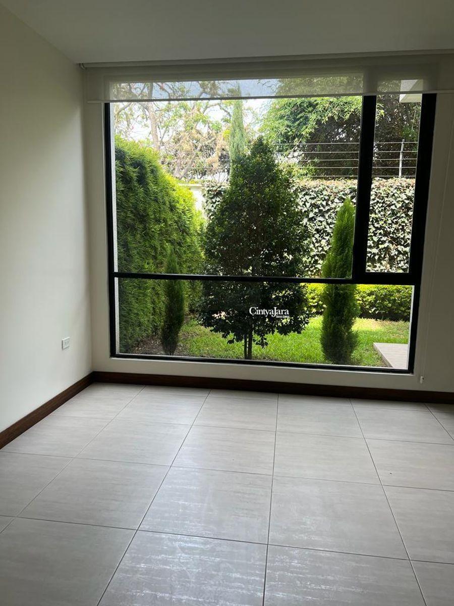Casa en Venta, en Conjunto, Excelente Ubicación, 3 Dorm., Jardín — imagen 6