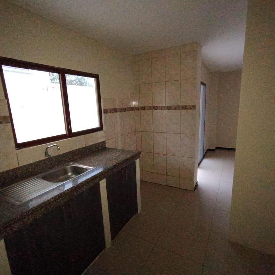 Casa de Venta en La Rioja - Asturias, Guayas — imagen 3