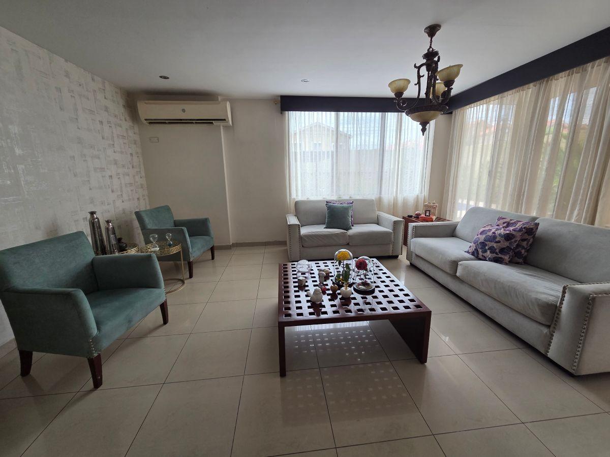 Casa de 4 Dorm. Uno de Ellos en Planta Baja con Patio Grande con Piscina, Guayas — imagen 6