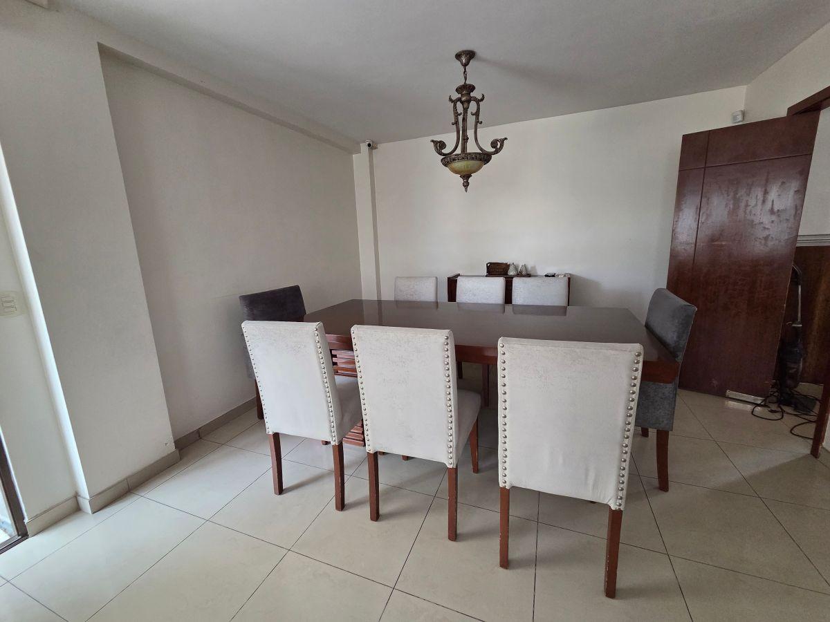 Casa de 4 Dorm. Uno de Ellos en Planta Baja con Patio Grande con Piscina, Guayas — imagen 5