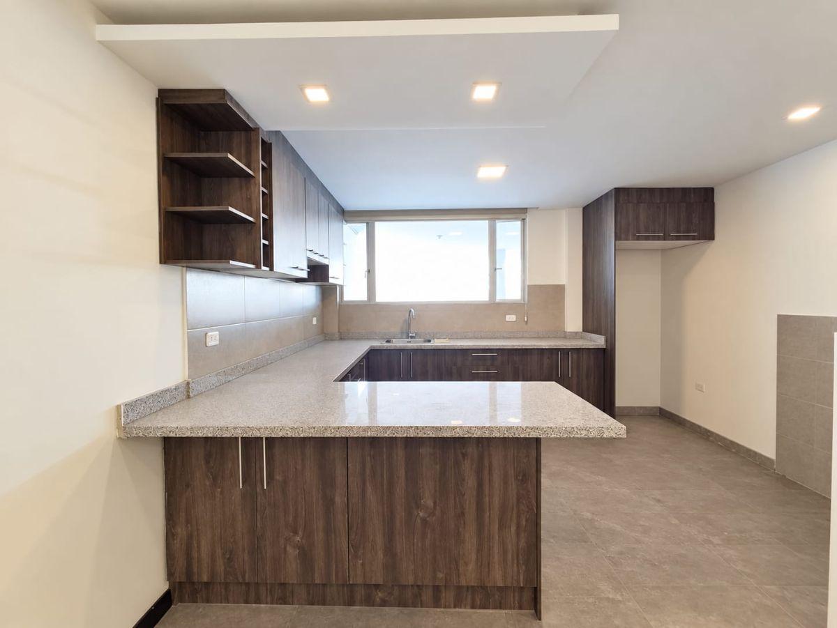 Vendo Dep 2 Dorm. Sector Carcelen Piso 1 Patio — imagen 10