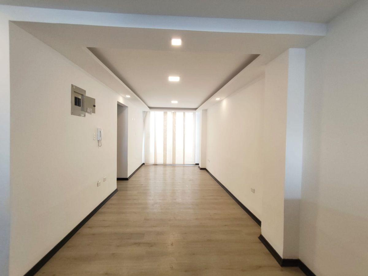 Vendo Dep 2 Dorm. Sector Carcelen Piso 1 Patio — imagen 8