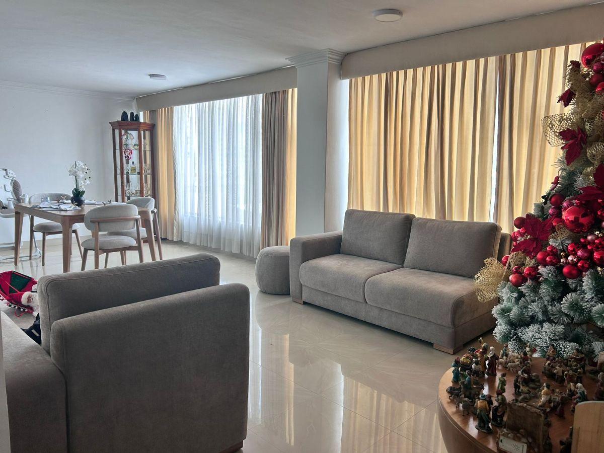 Elegante Departamento en Venta Amoblado Amoblado Linda Vista La Primavera II, Cumbayá — imagen 10