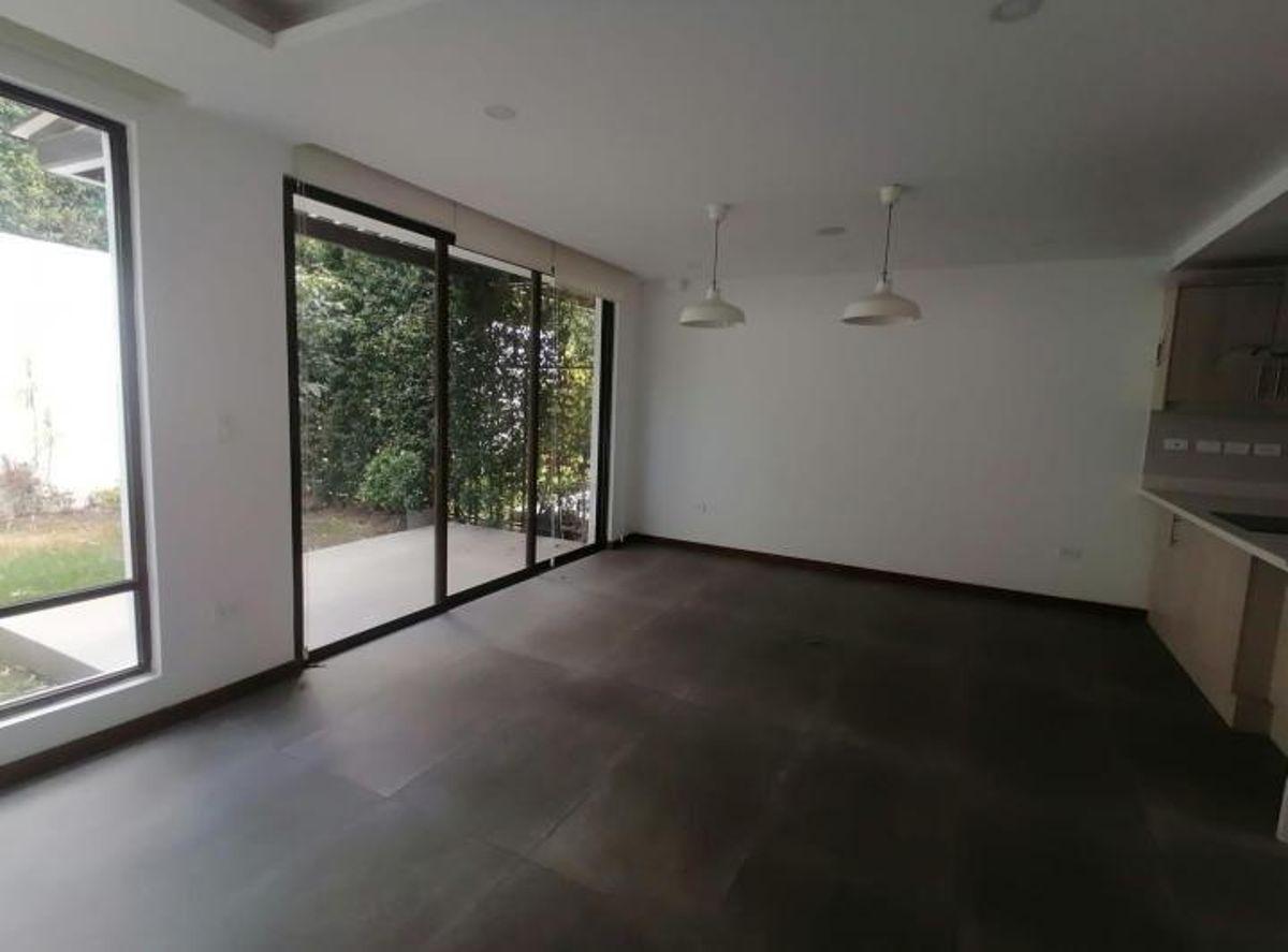 Casa de Venta en Conjunto Privado La Morita Seguridad 24/7 — imagen 9