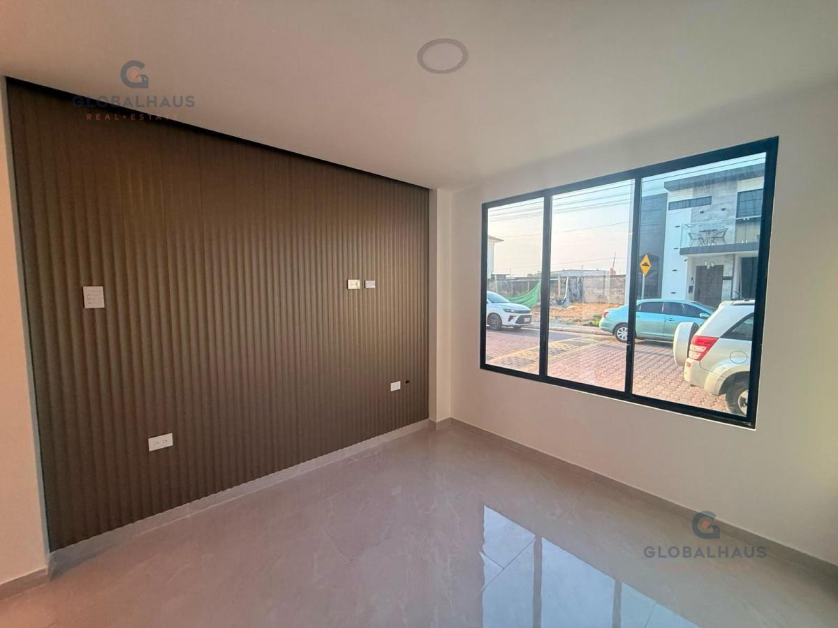 Casa en Venta con 3 Habitaciones en Urb. San Antonio C. A. Guayas — imagen 8