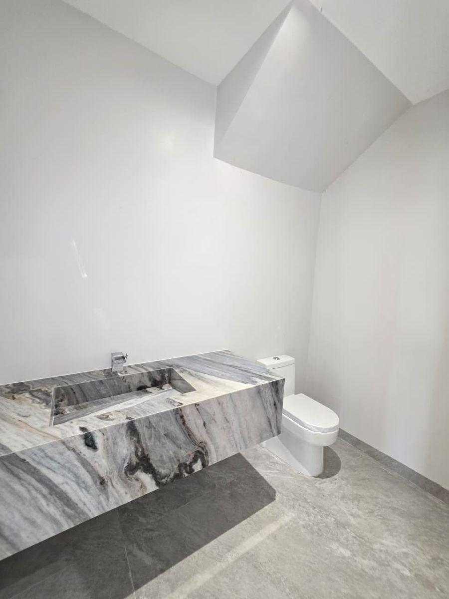 7773. Urb. Aires Norte - Samborondon Km 10, Vendo Casa de Estreno 4 Dorm. $429.995. Guayas — imagen 3