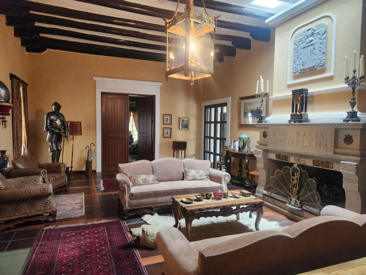 Venta de Casa en La Viña con Terreno de 5200 m. Provincia de Pichincha — imagen 9