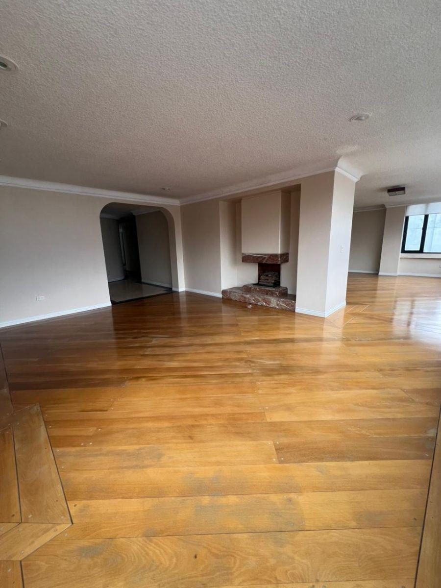 Vendo Departamento, Sector La Coruña, 224 m, 228.000 Dólares. Cm — imagen 9