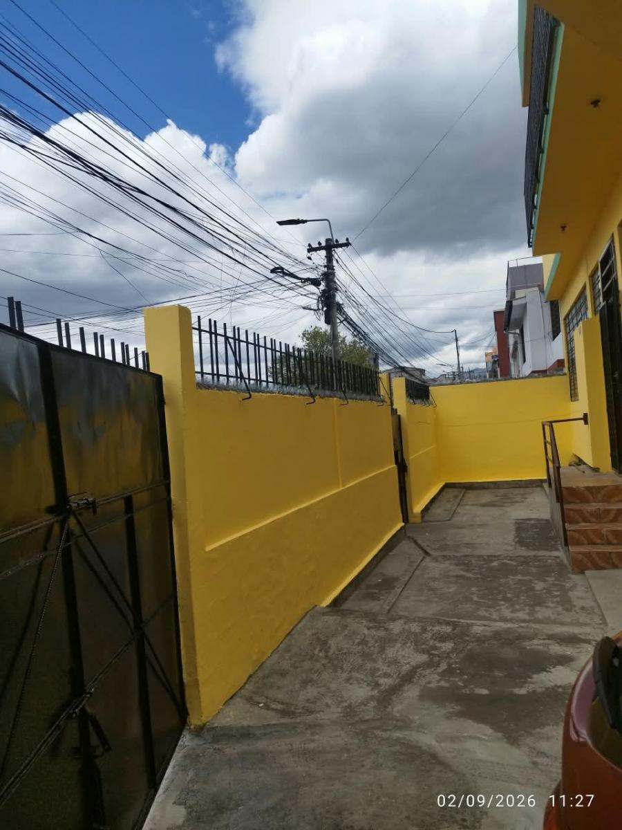 Casa Esquinera en Venta - La Magdalena | 3 Departamentos Independientes | 6 Parq — imagen 9