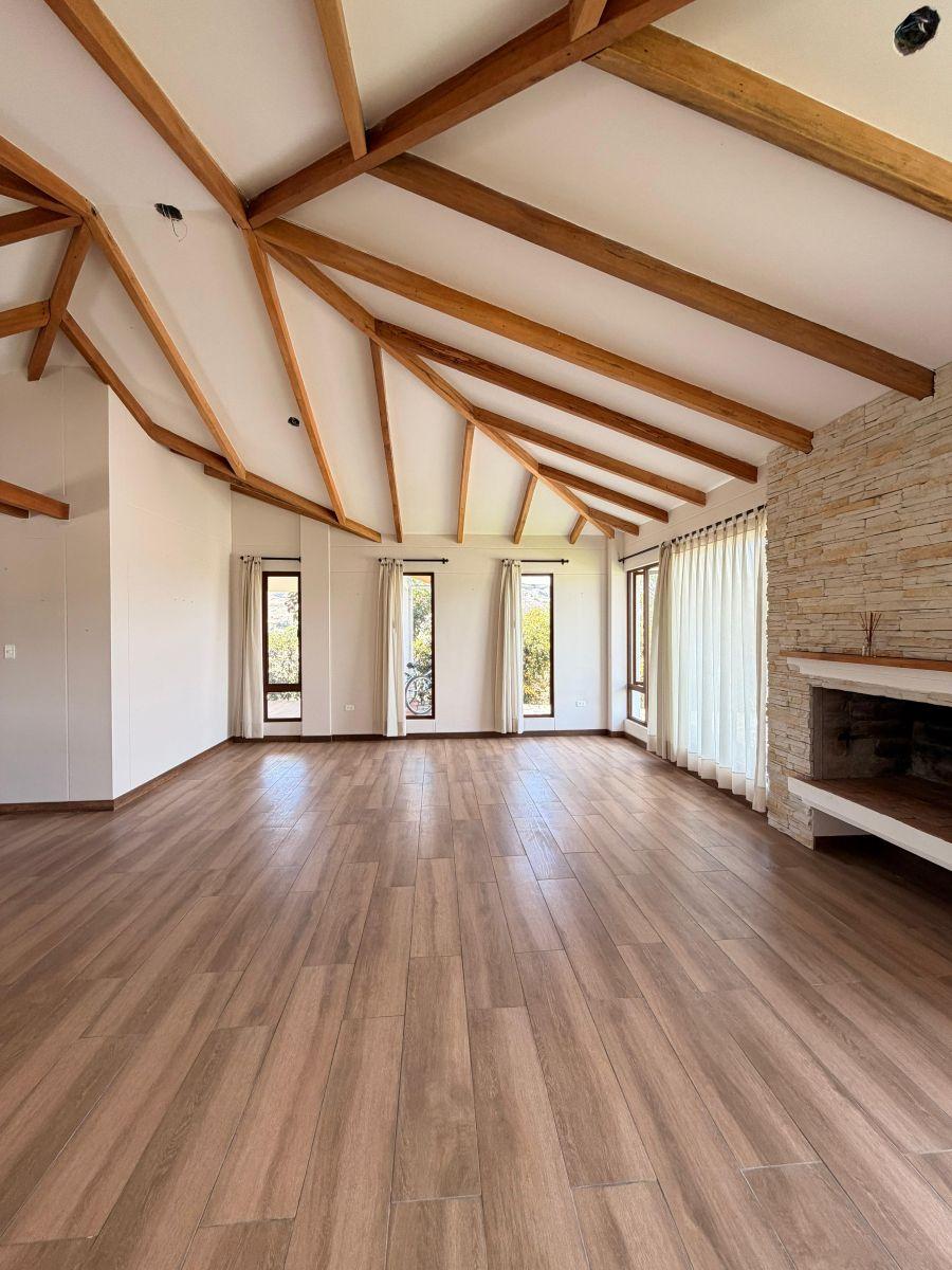 Linda Casa Tipo Rustica de Venta en Tabacundo — imagen 8